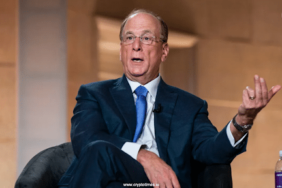 Larry-Fink-Bitcoin-Could-Replace-U.S.-Dollar-Amid-Rising-Debt.png